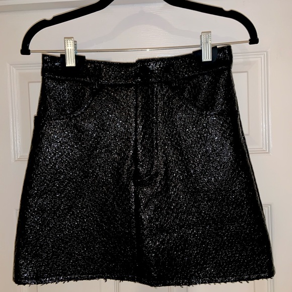 Avantlook textured mini skirt in black—NWT - Picture 6 of 15